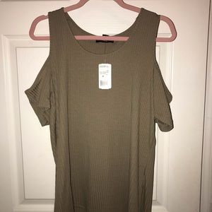 Dark tan/beige shirt